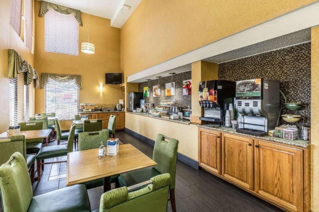 Quality Inn Ролла Экстерьер фото