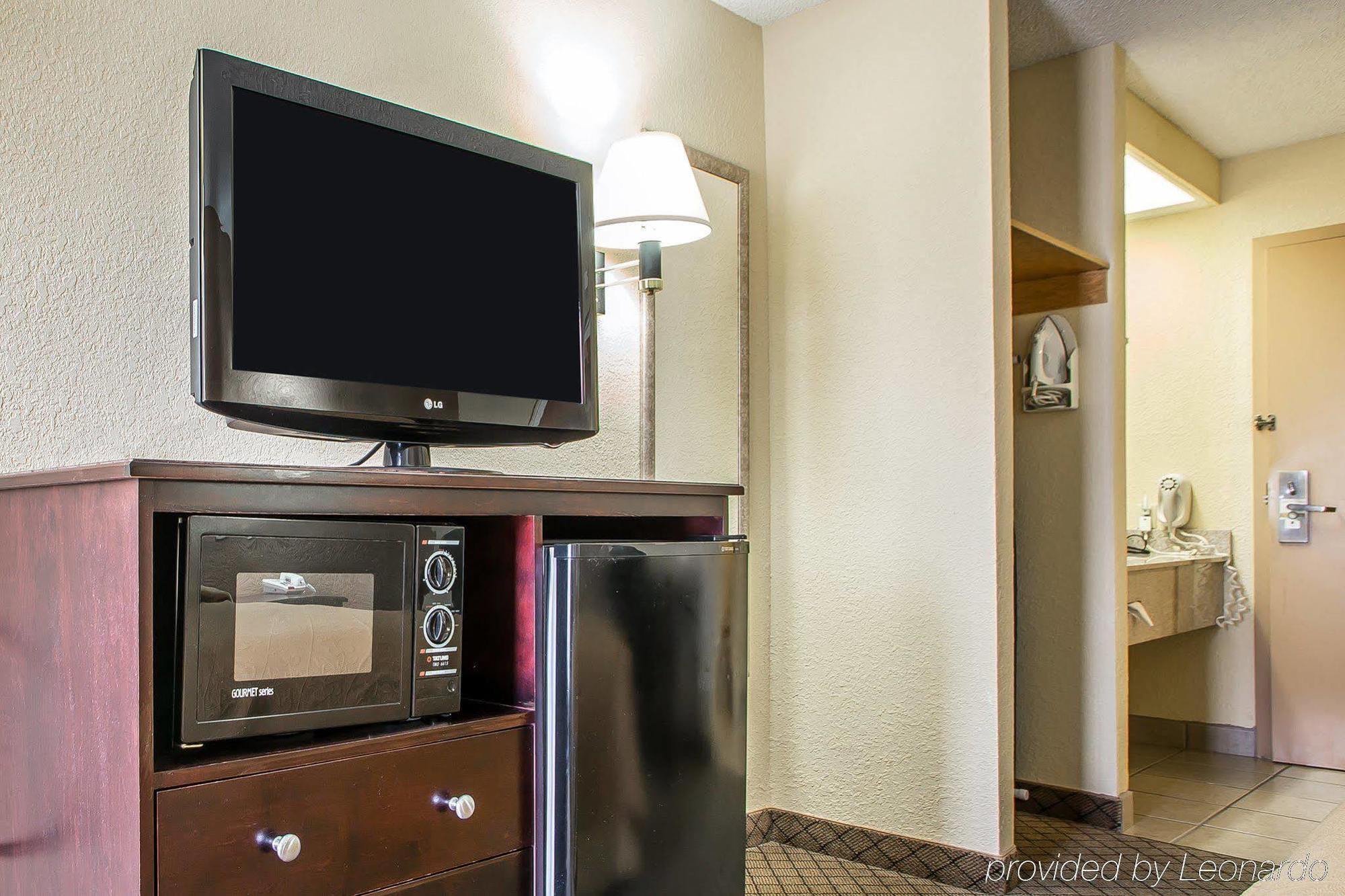 Quality Inn Ролла Экстерьер фото