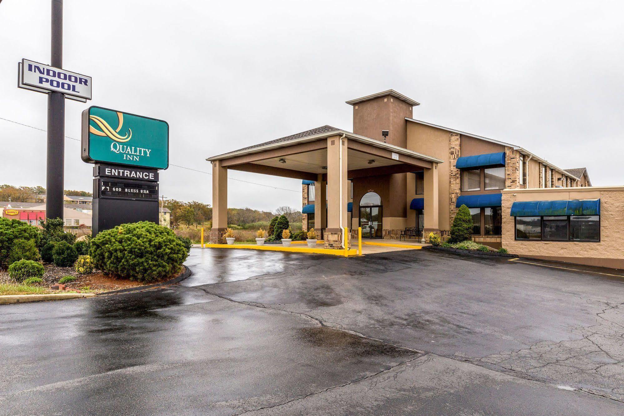 Quality Inn Ролла Экстерьер фото