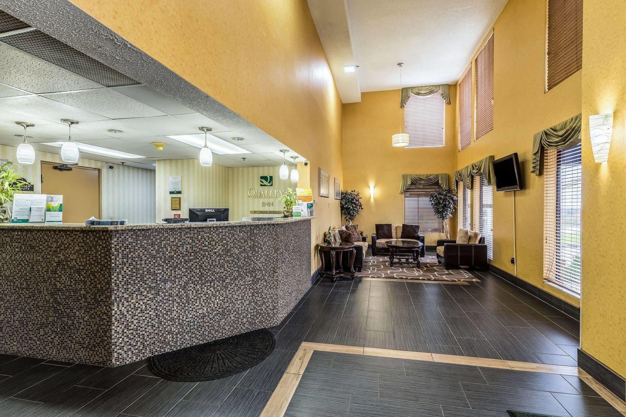 Quality Inn Ролла Экстерьер фото