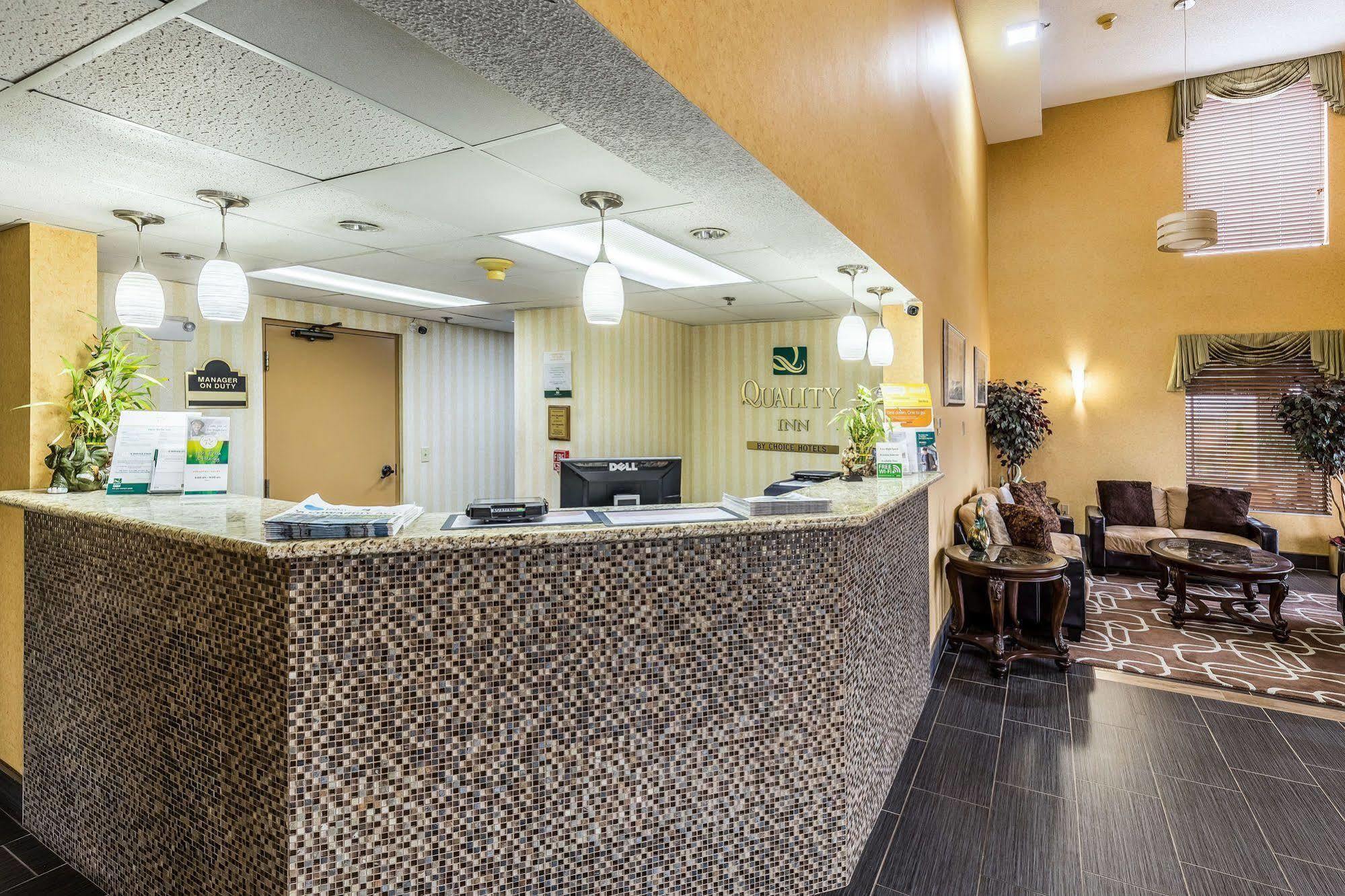 Quality Inn Ролла Экстерьер фото