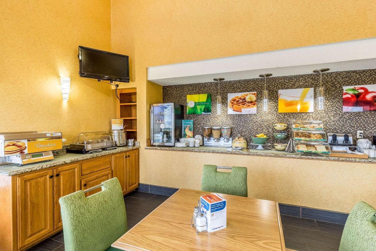 Quality Inn Ролла Экстерьер фото